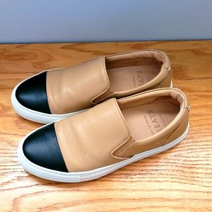 Woman’s GREATS Brooklyn Slip On Two-Tone Leather Shoes, sz.6 (36)